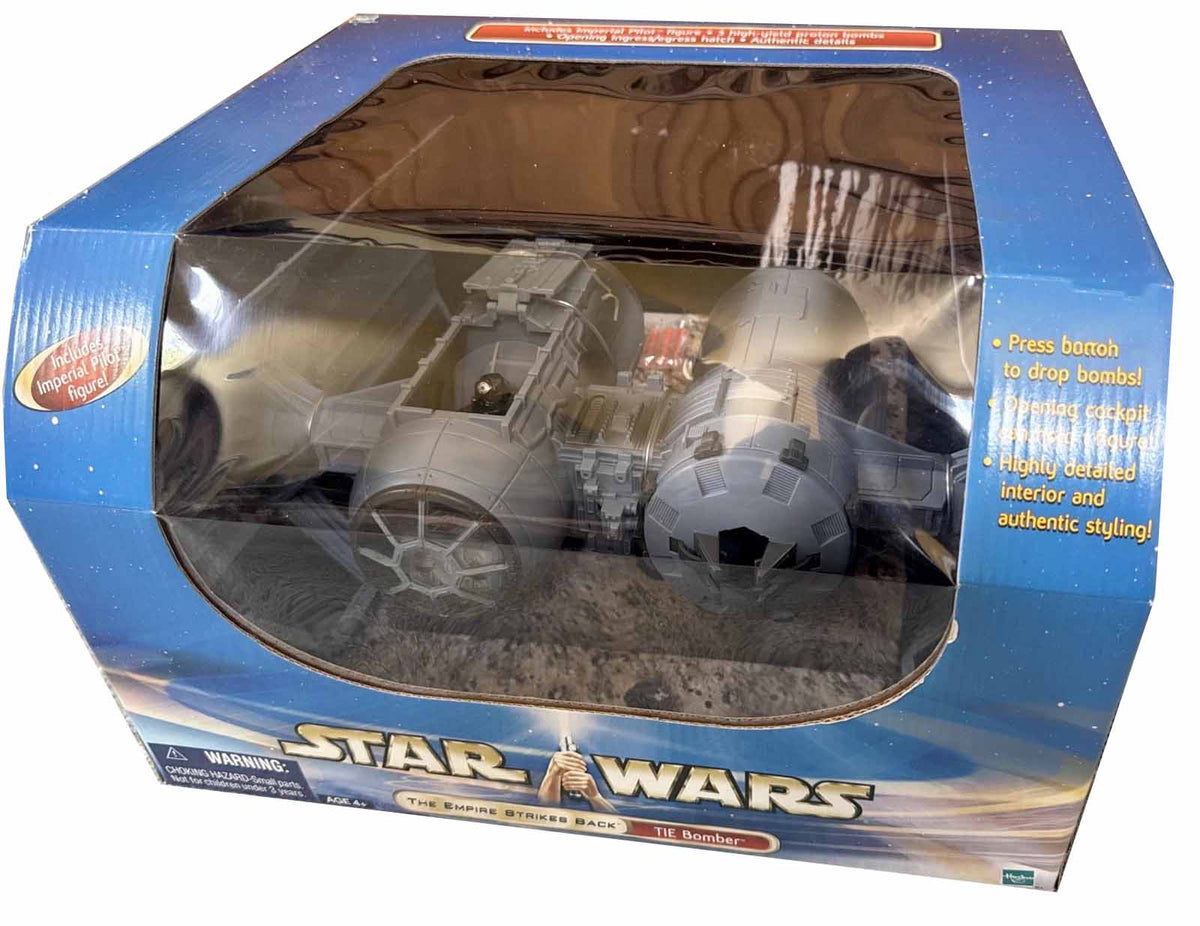 Star Wars The Empire Strikes Back 3.75 Inch Scale Vehicle Figure - TIE Bomber with Pilot (Sub-Standard Packaging)